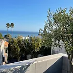 Edificio Gran8nerja * Nerja