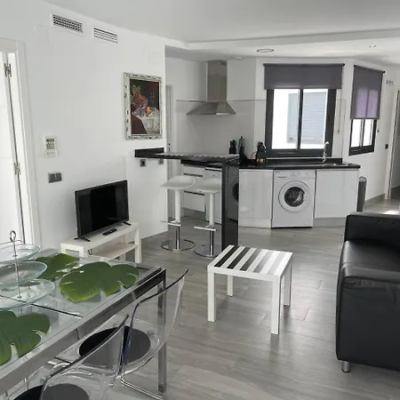 Edificio Gran8nerja Station touristique *