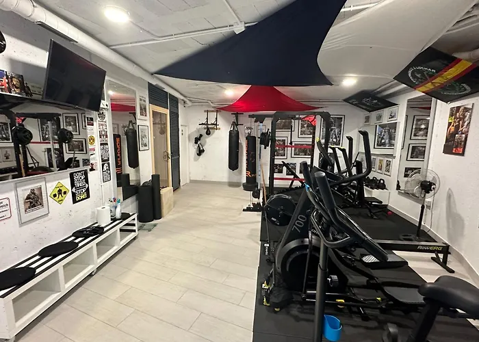 Edificio Gran8nerja *