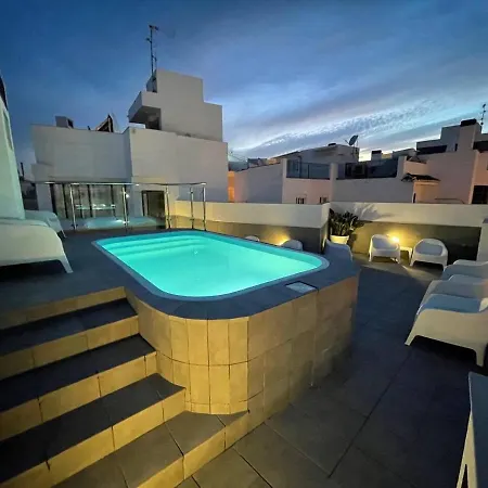 Edificio Gran8nerja *