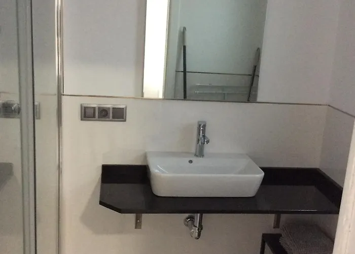 1 Gran8nerja * Nerja