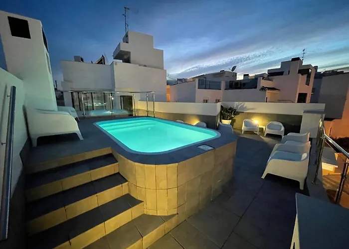 Edificio Gran8nerja *