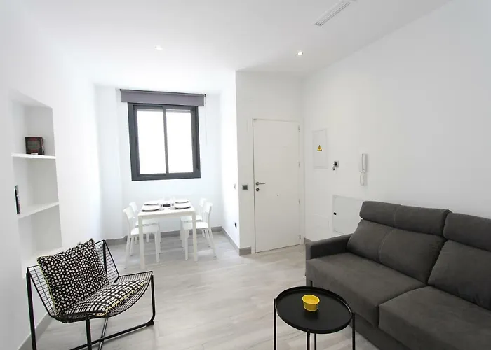 Edificio Gran8nerja * Nerja