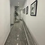 Edificio Gran8nerja
